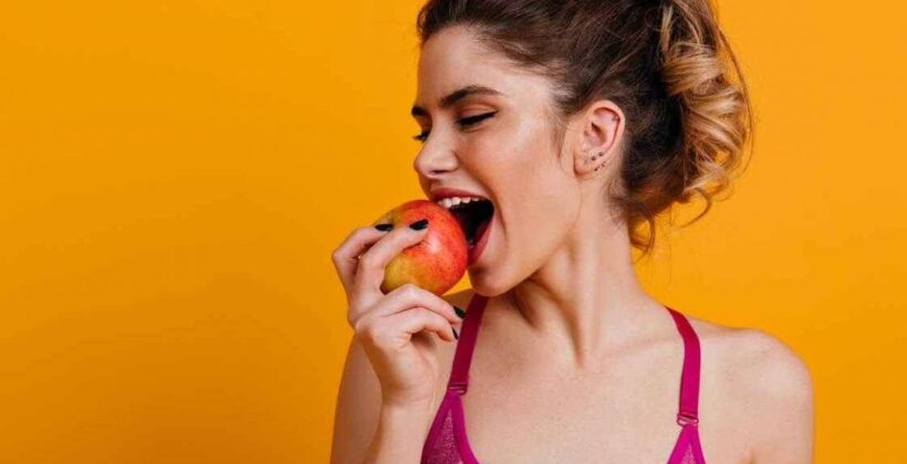 6 Foods You Should Be Eating to Keep Your Smile Healthy